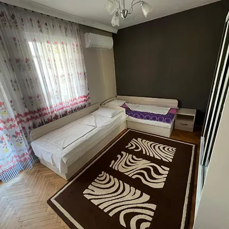 Beachside Center # 3